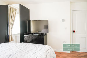 Photo 32- click for photo gallery